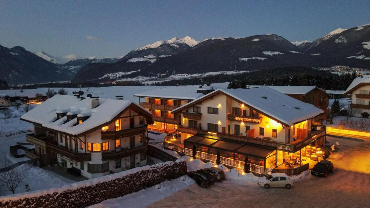 Hotel B&B Feldmessner Brunico Exterior foto